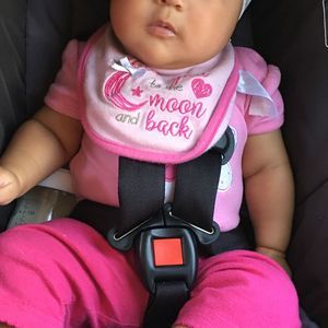 Meet your Posher, Evelinda